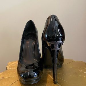 Tory Burch pump